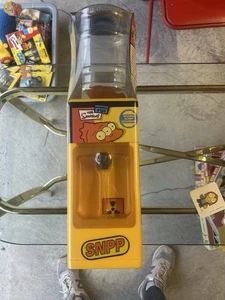 Raro juguete dispensador de agua Simpson 2003 con pez parpadeante aún sellado - Imagen 1 de 5
