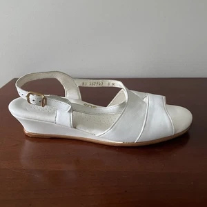 SAS Tripad Comfort Made In USA Leather White Strap Low Wedge Sandals 8.5 M NEW - Picture 1 of 8