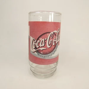 COCA-COLA COKE Glas Tasse Vintage 5,5" hoch, rot/rosa mit Flaschenverschluss FEJ0R - Bild 1 von 5