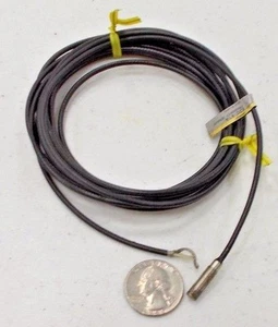 Omron E2C-X1A/E2CX1A Photoelectric Switch/Sensor (missing mounting nuts) - Picture 1 of 2