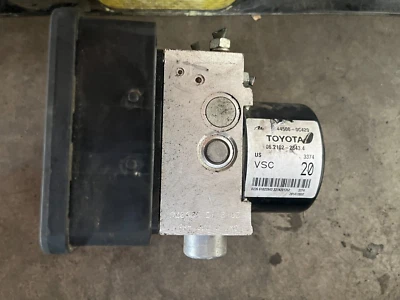 Toyota Tundra 2015 fabricante de equipos originales conjunto de bomba AB 5,7 L 4X2 445000C420 Foto 1 de 3