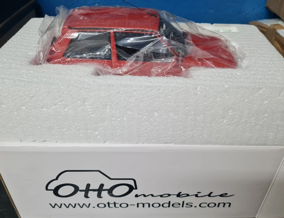 Renault 5 Gt Turbo 1:18 Rossa Ottomobile - Immagine 1 di 1