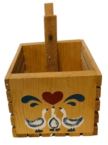 Vintage Wooden Crate Basket Handle Folk Art Painted Birds & Heart Rustic Country - Picture 1 of 3