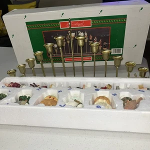 House of LLoyd Christmas Around The World 12 Days of Christmas Centerpiece~Boxed - Picture 1 of 17