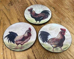 Ancienne 3 petites assiettes à coq, cuisine décor ferme diamètre 4,5" - Photo 1/6