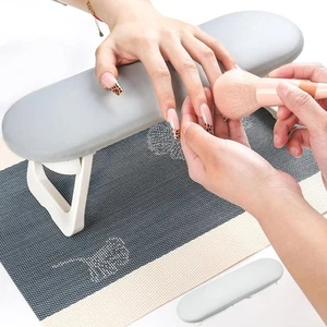 Reposabrazos para uñas, reposamanos plegable de cuero PU para cojín de uñas acrílico - Imagen 1 de 7
