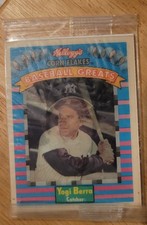 1991 Sportflics Kellogg's Baseball Greats #11 Yogi Berra, Yankees unopened (L1)