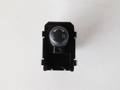 11 12 13 14 15 16 17 Nissan Quest Drivers Side Left Master Mirror Switch OEM - Image 1 of 4