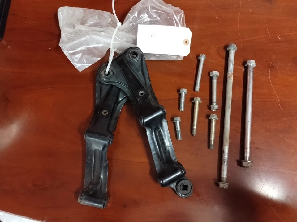 Honda Cx500 78-82 Motor Mount Bolt Set With Brackets - Image 1 of 4