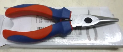 NOVO!  Alicate de nariz com agulha WESTWARD: 2" abertura máxima da mandíbula, 6 3/8" OAL, serrilhado - Imagem 1 de 2