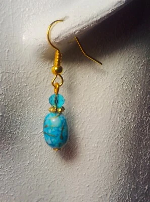 Pendientes color azul verdoso, blanco y dorado caja gratis 926 Foto 1 de 4