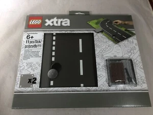 LEGO Xtra: Road Playmat (853840)-Brand New Sealed Straight Curve - Picture 1 of 7