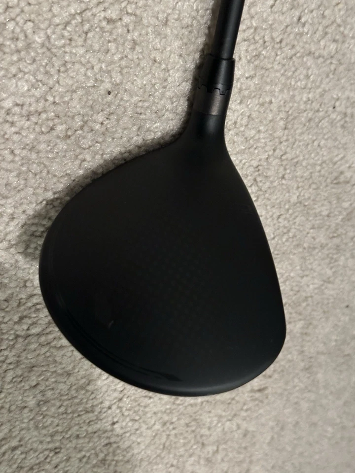 Club de Golf Cobra Darkspeed X 3 Madera 15° Loft Rígido Flexible para Diestros Foto 1 de 4