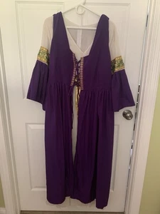 Purple Velvet Renaissance Costume Dress Size L Bell Sleeves Lace Trimmed Corset - Picture 1 of 7