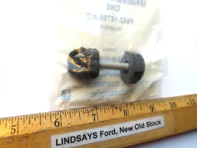 NEW FORD 1997/2006 EXPEDITION NAVIGATOR "BUMPER" HOOD, ON RADIATOR F65Z-16758-AC - Image 1 of 3