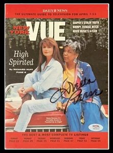DELLA REESE HAND SIGNED AUTOGRAPHED NEW YORK VUE ORIGINAL MAGAZINE WITH PSA COA - Picture 1 of 2
