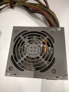 Alimentation Corsair VS650 modèle 75-001837 Chine sans cordon d'alimentation occasion fonctionne - Photo 1/16