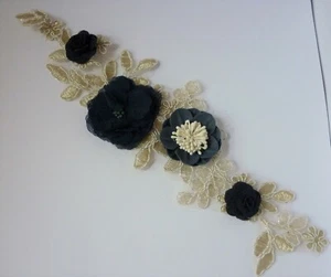 (3,61€/St.) 1 Spitze 9x32cm Applikation dunkelblau Stickerei Blüten 3D gold Nr.7 - Bild 1 von 2