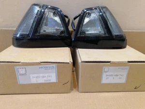 34300-SB4-741/ 34350-SB4-741 HONDA CIVIC 1984-1985 Fr TURN SINGAL Light ASSY L&R - Picture 1 of 13