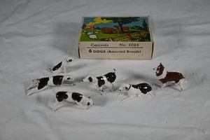 Vintage Britains Ltd. #5035 - 6 perros de metal surtidos con caja - Imagen 1 de 9