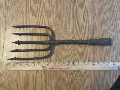 Lanza de pesca en hielo de 5 dientes de colección concierto lucio cabina decoración de pared oxidada Foto 1 de 4