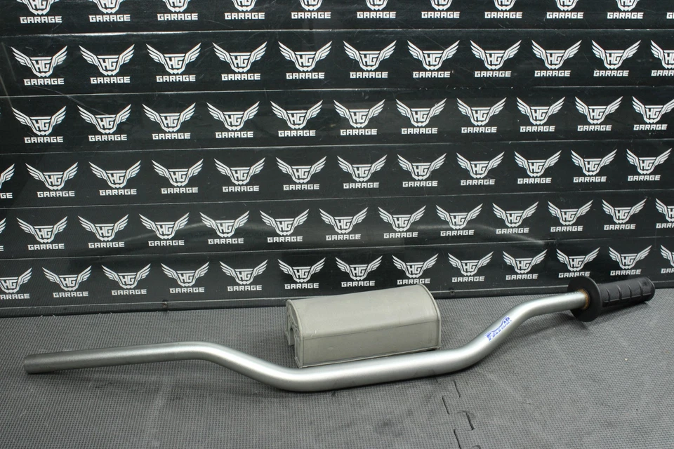 2018 SUZUKI RMZ250 OEM RENTHAL 1 1/8" HANDLEBARS BARS GRIPS STEERING 56111-35G10 - Image 1 of 4