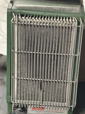 Calentador catalítico de propano para camping Coleman 2000-4000 BTU - De colección Foto 1 de 3
