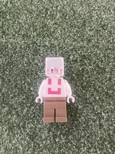 “NEW LEGO Mine Craft Cyber Gamer Minifigure - Picture 1 of 6