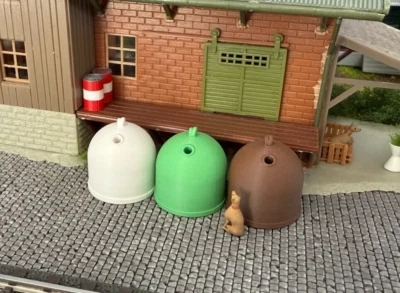 3 Altglascontainer, Altglas, Sammelcontainer - H0-Zubehör - Bild 1 von 3