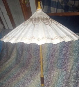 Traditional Thai Rice Paper And Bamboo Parasol Umbrella Vintage - Picture 1 of 6
