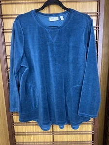 Denim d & Co. Meadow Soft Teal Chenille Fleece Long-Sleeve Sweatshirt Size LP - Picture 1 of 3