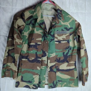 Chaqueta de Campo Bosques Camuflada Militar de EE. UU. Stock 8415-01-184-1330 Para Hombre Talla M - Imagen 1 de 10