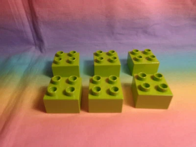 LEGO Duplo 6 Replacement Bricks Apple Green 2 X 2 Dot - Image 1 of 3