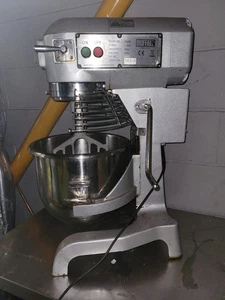 Buffalo Commercial Planetary Dough Mixer 20L, CD606, Heavy Duty, 3x Speed - Picture 1 of 4
