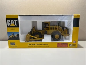 Norscot 55159 1:50 Caterpillar 854G Wheel Dozer - Picture 1 of 6