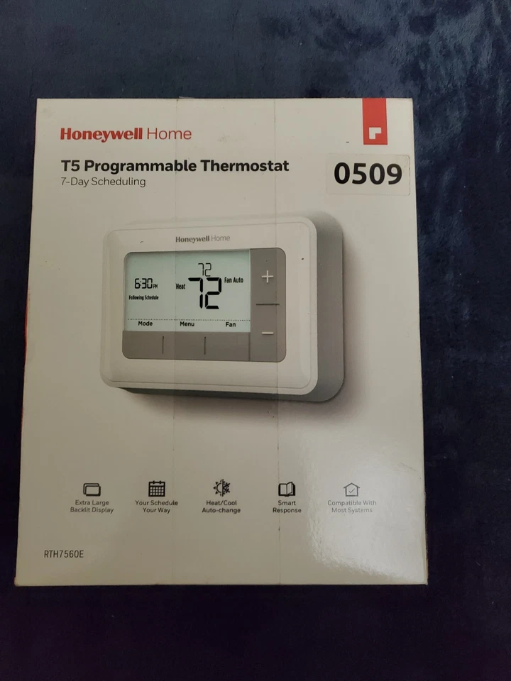 Honeywell T5 7-Day Programmable Thermostat (RTH7560E1001) - Image 1 of 3