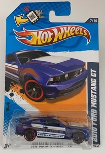 Ford Mustang GT 167/247 2011 Main Street 2010 Hot Wheels nuevo en BP MALASIA - Imagen 1 de 5