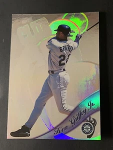 1999 Topps KEN GRIFFEY JR. ( ALL MATRIX CLUB 40 ) AM3 REFRACTOR SP MINT HOF - Bild 1 von 3