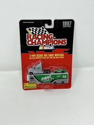 Racing Champions 1997 First Union Racing Car Cab Trailer Nascar 1:144 Scale - Imagem 1 de 4