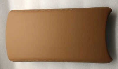 Buick LaCrosse brandy leather center floor seat console armrest lid. New takeoff Foto 1 de 4