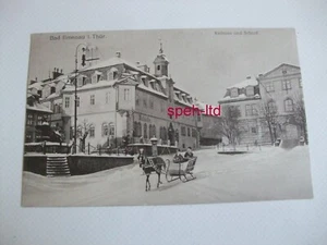 AK / Bad Ilmenau in Thüringen, Rathaus u. Schloß im Winter, Schlitten fährt - Bild 1 von 2