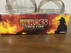 Corgi Heroes Under Fire Seagrave 7-man Enclosed Tractor-Drawn Aerial Ladder 2004 - Picture 1 of 11