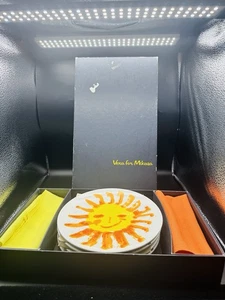 Juego de 4 platos de ensalada y 4 servilletas de tela Vera Neumann para Mikasa Happy Sun años 70 - Imagen 1 de 8