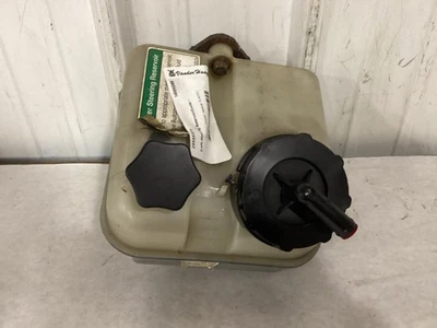 Depósito de dirección asistida Freightliner COLUMBIA 120 izquierda/conductor - usado Foto 1 de 4