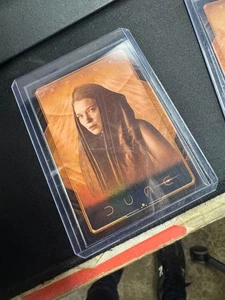 2024 Topps Chrome Dune Spice Lady Margot Fenring #S-19 Lea Seydoux - Picture 1 of 2