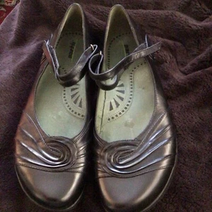 SCARPE TERRA DONNA BODEN MARY JANES SCARPE ZEPPA NERE US TAGLIA 11 B nuove senza scatola - Foto 1 di 6