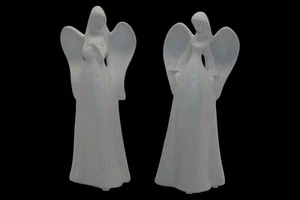 Estatuillas de ángel blanco de cerámica de 7,5 pulgadas - Estatuas elegantes y serenas para decoración del hogar - Imagen 1 de 6