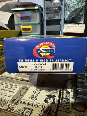 Athearn ho scale undecorated high nose SD45T-2 DCC Quick-Plug NIB No Anticlimber - Image 1 of 4
