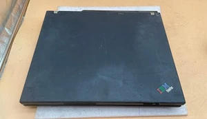 Vintage IBM Lenovo ThinkPad T60 15" Laptop Intel Core Windows XP Laptop As Is - Bild 1 von 12