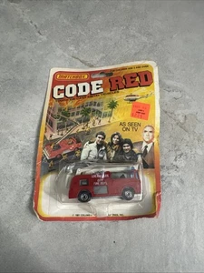 Camión de bomberos bomba Matchbox 1981 vintage código rojo LAFD 01-02-95 cardado B18 - Imagen 1 de 10